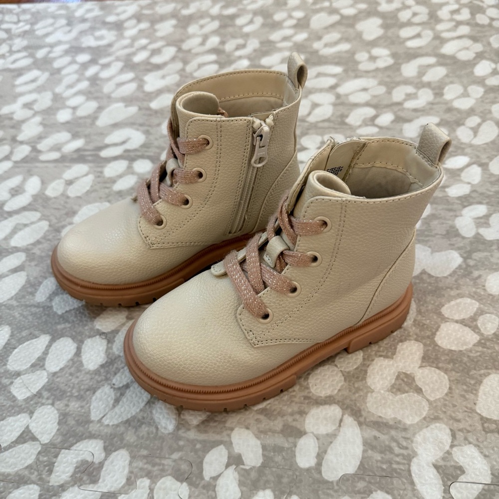 Cat & Jack Amaya Zipper Laceup Combat Boots